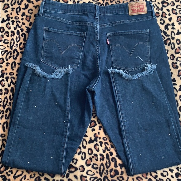 Levi's Denim - Levi’s Cropped Raw Hem Frayed Studded Jeans